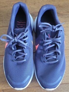 Nike Revolution Women's Athletic Sneakers - Purple Size 11 FB2208